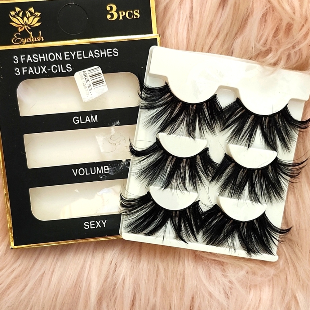 Brand New 3CT False Eyelashes-30mm